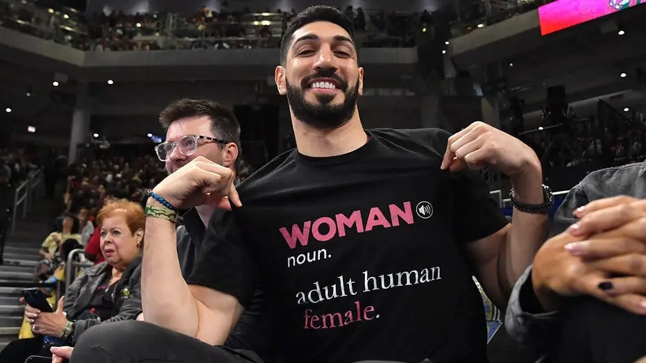 Enes Kanter Freedom, ex jogador da NBA, fala sobre a importância da coragem construída nos momentos que ninguém vê. Ele…