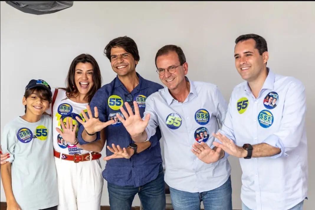 Pedro Paulo votou na Cultura Inglesa, na Taquara, e disse que a campanha ao Senado é de mudança. A união das forças par…