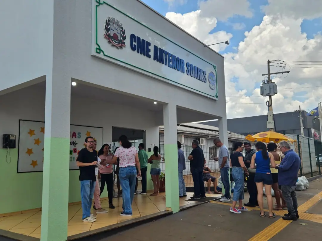 Tangará da Serra, em Mato Grosso, teve um mesário preso em flagrante por boca de urna neste domingo. É lei que proíbe q…