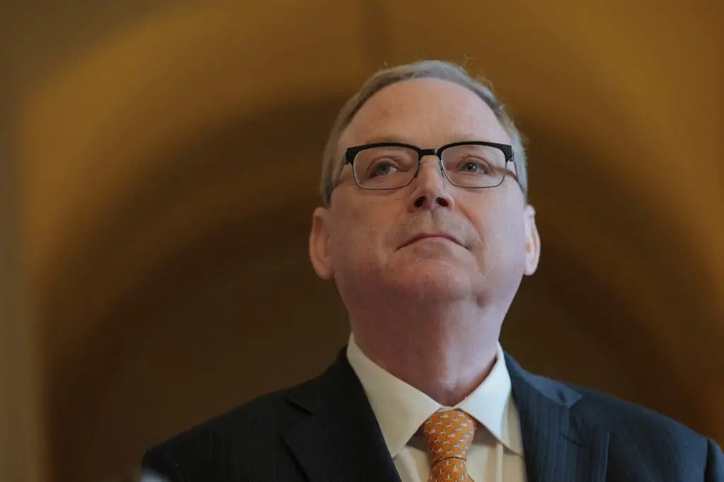 Diretor Kevin Hassett defende que Jerome Powell deixe o conselho do Fed após relatório apontar falhas de gestão na refo…