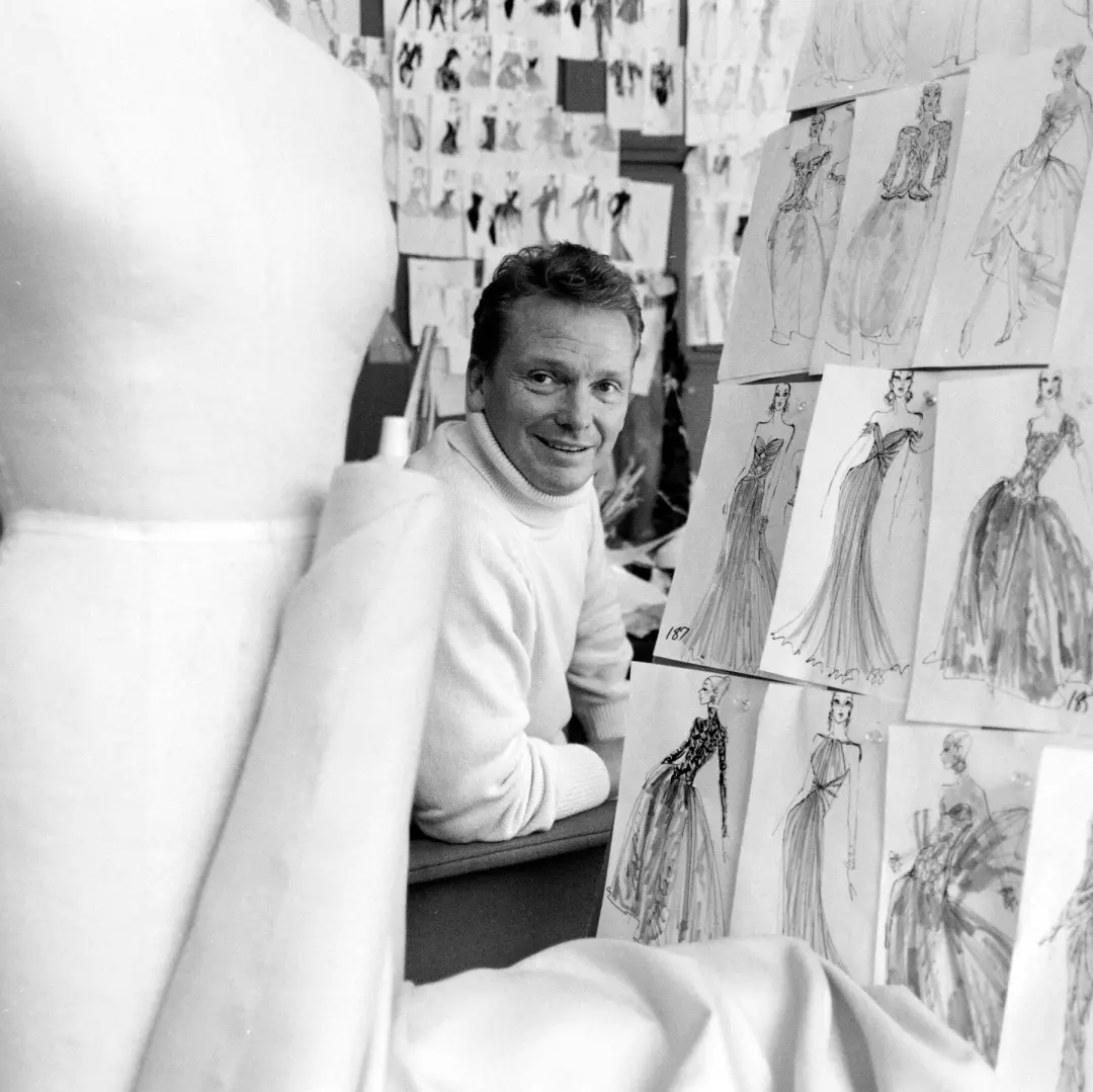Bob Mackie fez figurinos, e gente da moda olhou para ele com desdém. É uma pena que um artista assim não receba o recon…