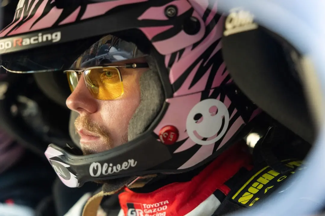 Solberg quase virou campeão mundial do WRC, chegando a estar 1.9s à frente do líder Elfyn Evans antes de sair da pista.…