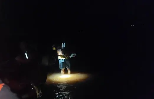 Lago das Brisas, Buriti Alegre, viu duas embarcações virarem por ventos fortes. É preocupante essa mudança brusca do te…