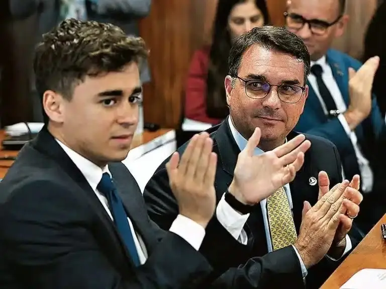 Nikolas Ferreira disse que se Flávio Bolsonaro ganhar, a esquerda alegará interferência americana. Parece mais um movim…