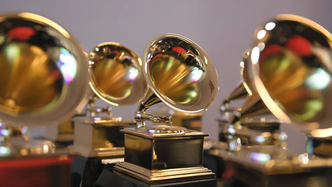 Grammy de 2027 vai mudar de canal, passando a ser exibido na ABC, Disney+ e Hulu. A mudança incomoda quem acompanha a p…