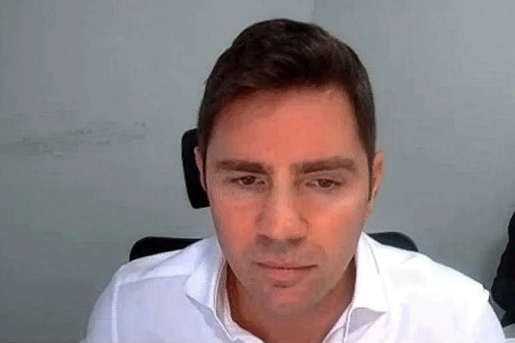 Daniel Vorcaro registrou voto na Papuda, em Brasília, sendo preso preventivamente desde março. É possível o voto de que…