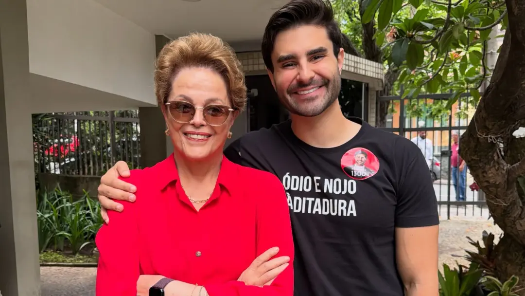 Dilma Rousseff foi vaiada na fila da seção eleitoral em Belo Horizonte. A situação mostra como o clima político pode se…