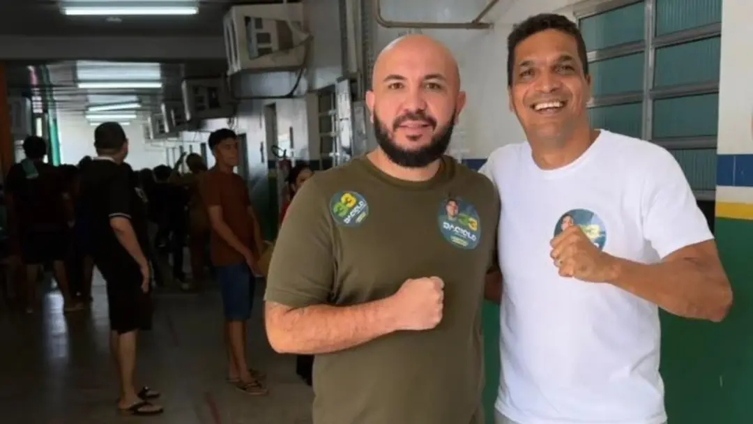 Cabo Daciolo Mobiliza votou em Manaus neste domingo, acompanhado de Igor Oliveira. A ausência de fala ou localização de…