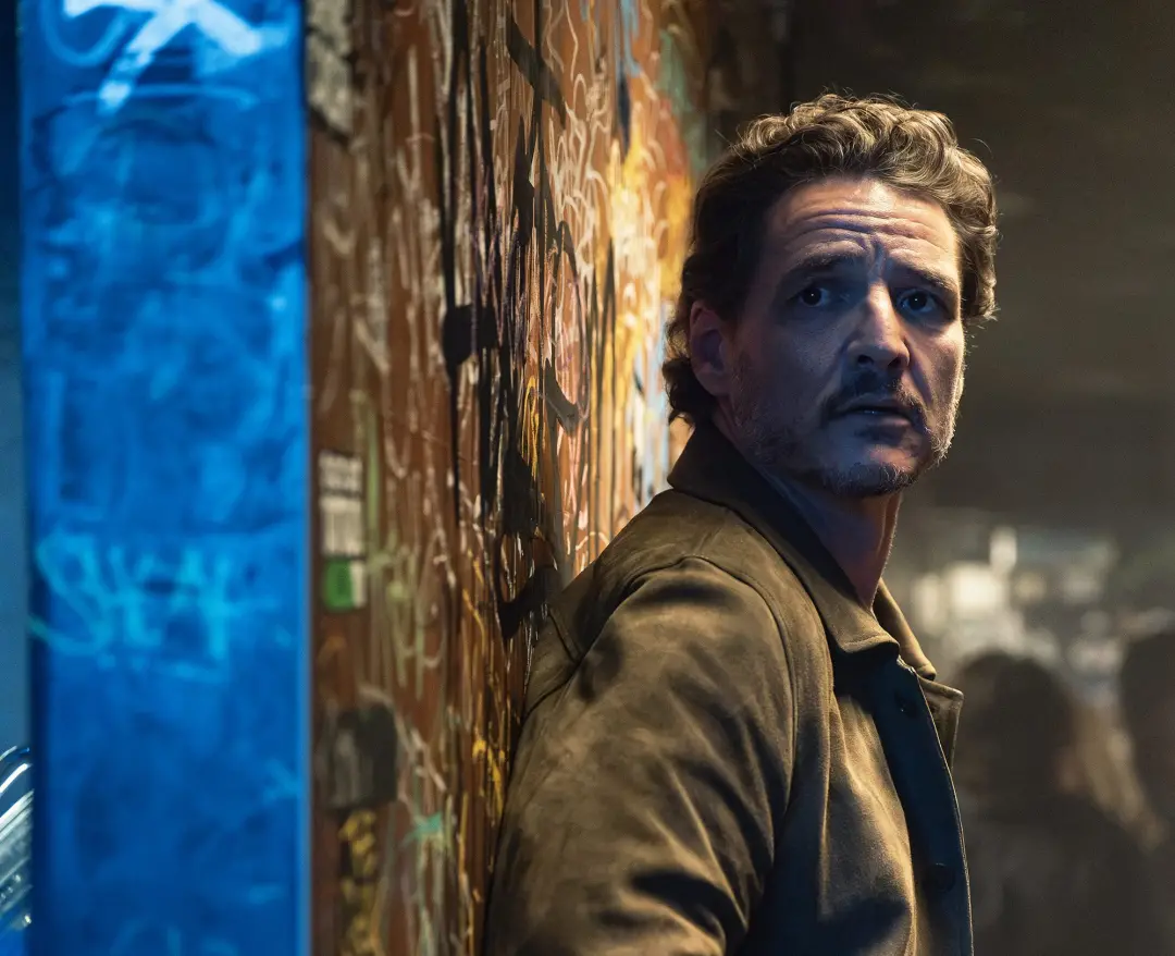 Pedro Pascal no Behemoth! estreou em Nova York, fazendo um caso de Oscar com violoncelo. Papel de prodígio de Los Angel…