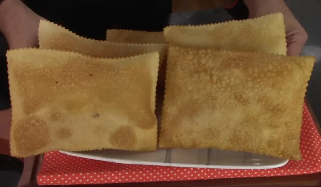 Dia Nacional do Pastel foi comemorado, e uma receita com apenas 4 ingredientes saiu no YouTube. Pra quem gosta de prati…