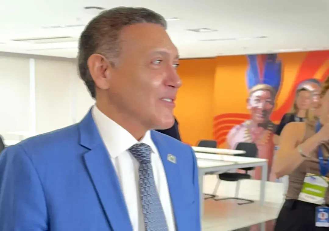 Nunes Marques visitou a sala de imprensa do TSE para desejar bom trabalho nas eleições, declarando que o Brasil respira…