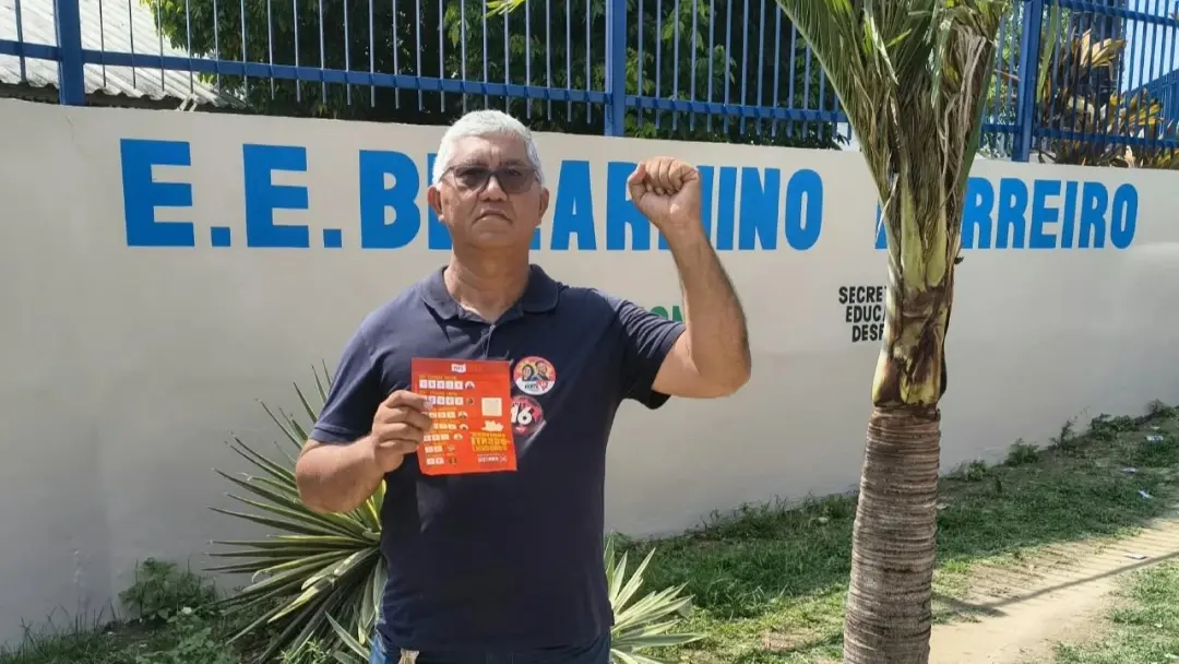 Gilberto Vasconcelos do PSTU votou em Manaus, na Escola Estadual Belarmino Marreiro, no bairro Novo Aleixo. A mobilizaç…