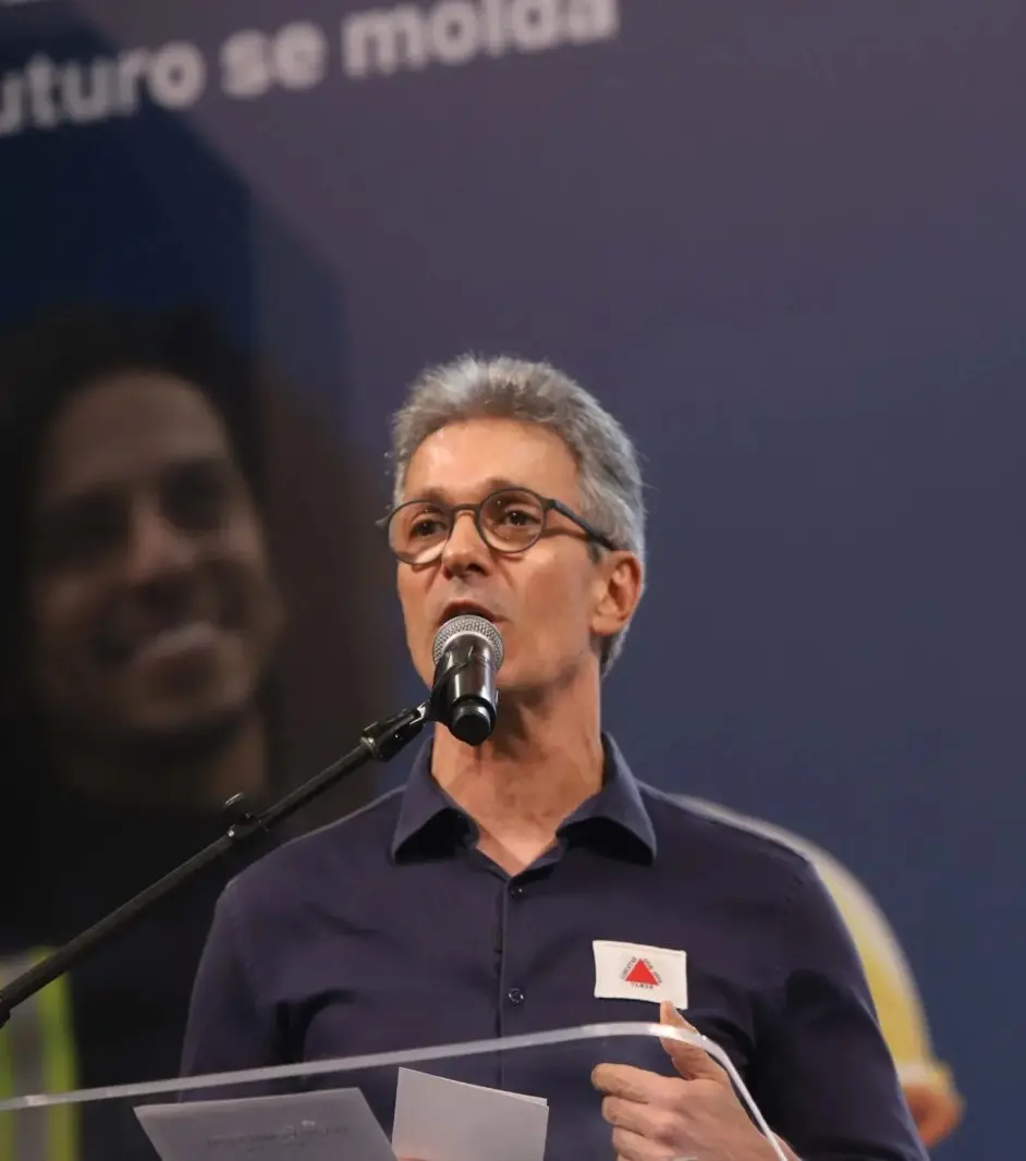 Zema acusou o Judiciário de usar o processo para favorecer Lula e o PT na eleição. É um papo antigo, mas quando a críti…