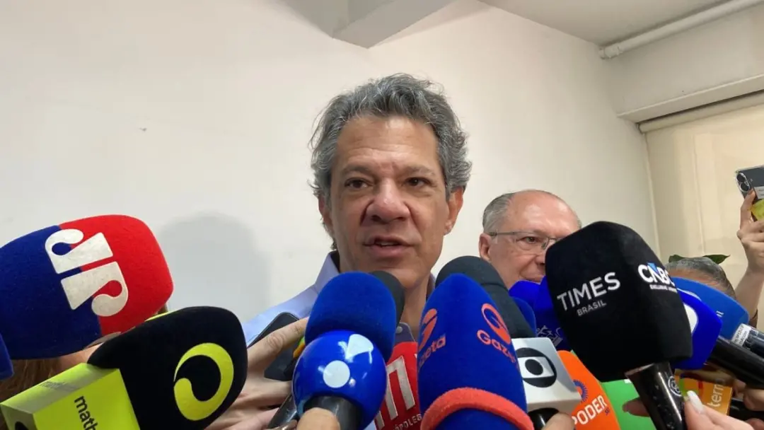 Fernando Haddad falou que a eleição em São Paulo é quase uma nacional, já que o estado tem 34,10 milhões de eleitores, …