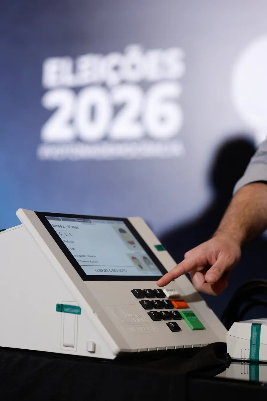 Quase 13 milhões de eleitores devem votar no Rio de Janeiro neste domingo. O transporte público será grátis das 6h às 2…