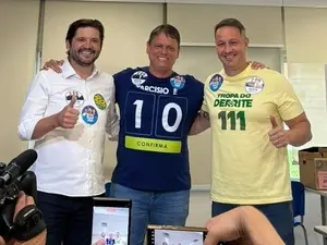 Tarcísio, líder nas pesquisas em São Paulo, diz que vai aguardar a apuração com muita humildade. Aguardar o resultado é…