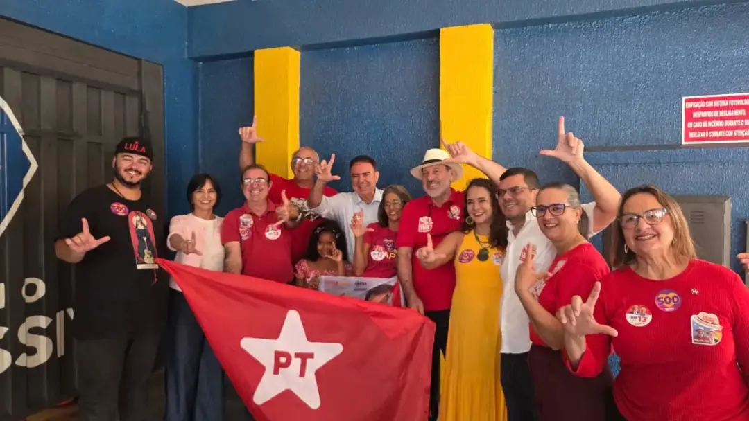 Luis Cesar Bueno votou em Goiânia e falou sobre a onda vermelha em Goiás. A mobilizacao de campanha em diferentias regi…