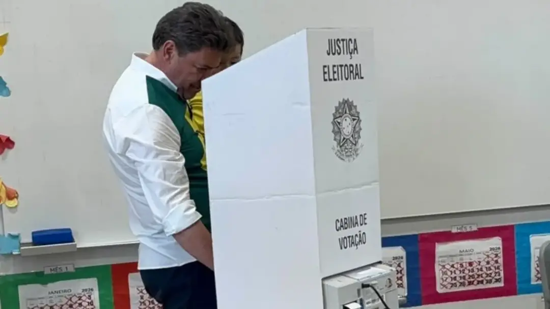 Wilder Morais votou em Goiânia e declarou estar bem confiante com o resultado da eleição. A campanha dele foi descrita …