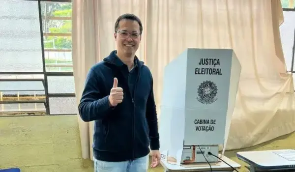 Nunes Marques suspendeu a decisão que barrava a candidatura de Deltan Dallagnol ao Senado Federal do Paraná. A mudança …