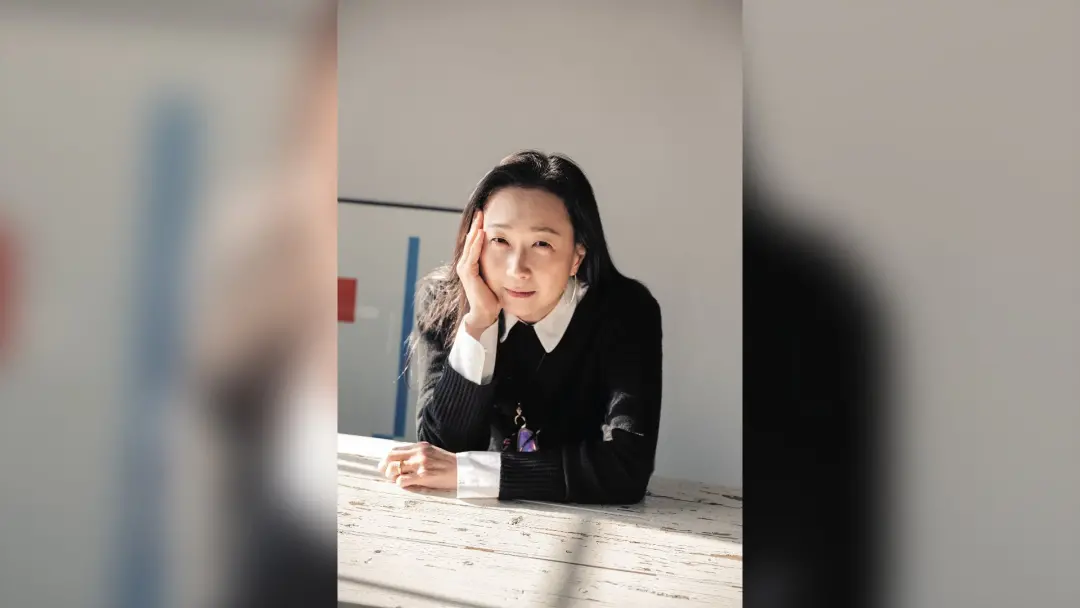 Min Jin Lee lança Hagwon Americana, terceira parte de uma tetralogia sobre imigração, no Brasil. Essa obra mostra as do…