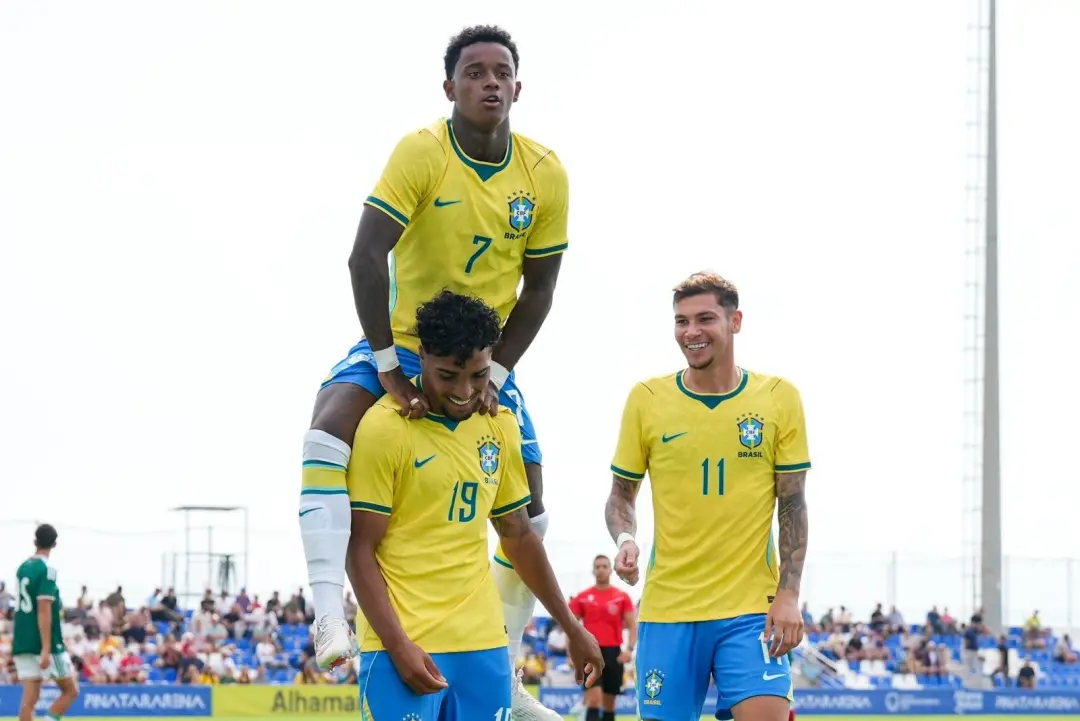 Goleada de 4 a 0 do Brasil sub-20 sobre o México na Espanha encerra a Data Fifa invicta. O segundo tempo mostrou o desl…