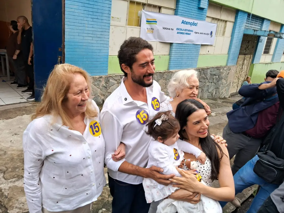 Gabriel Azevedo, do MDB, votou na Escola Estadual Afonso Pena em Belo Horizonte. A defesa de temas como educação e saúd…