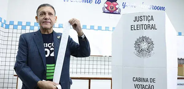 Nunes Marques votou em Brasília e acompanhou a zerésima das urnas no domingo, 4. A gente sabe que processos como esse p…