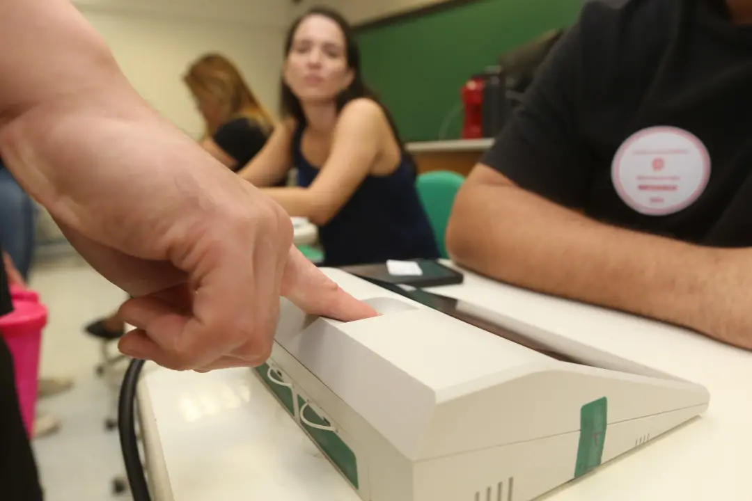 2,5 milhões de eleitores vão votar nas 31 cidades da região de Campinas. É um momento de escolhas que moldam o futuro d…