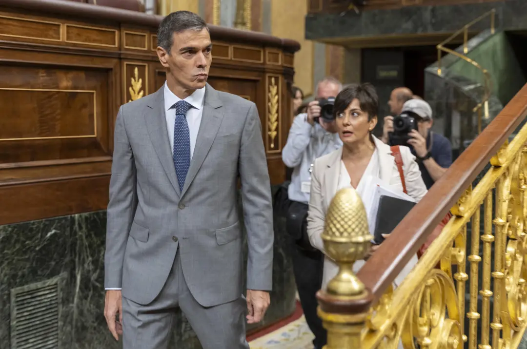 A coalicao parlamentar que apoiava o governo quebrou. A estampida do grupo Junts foi o fator esperado nisso. A falta de…