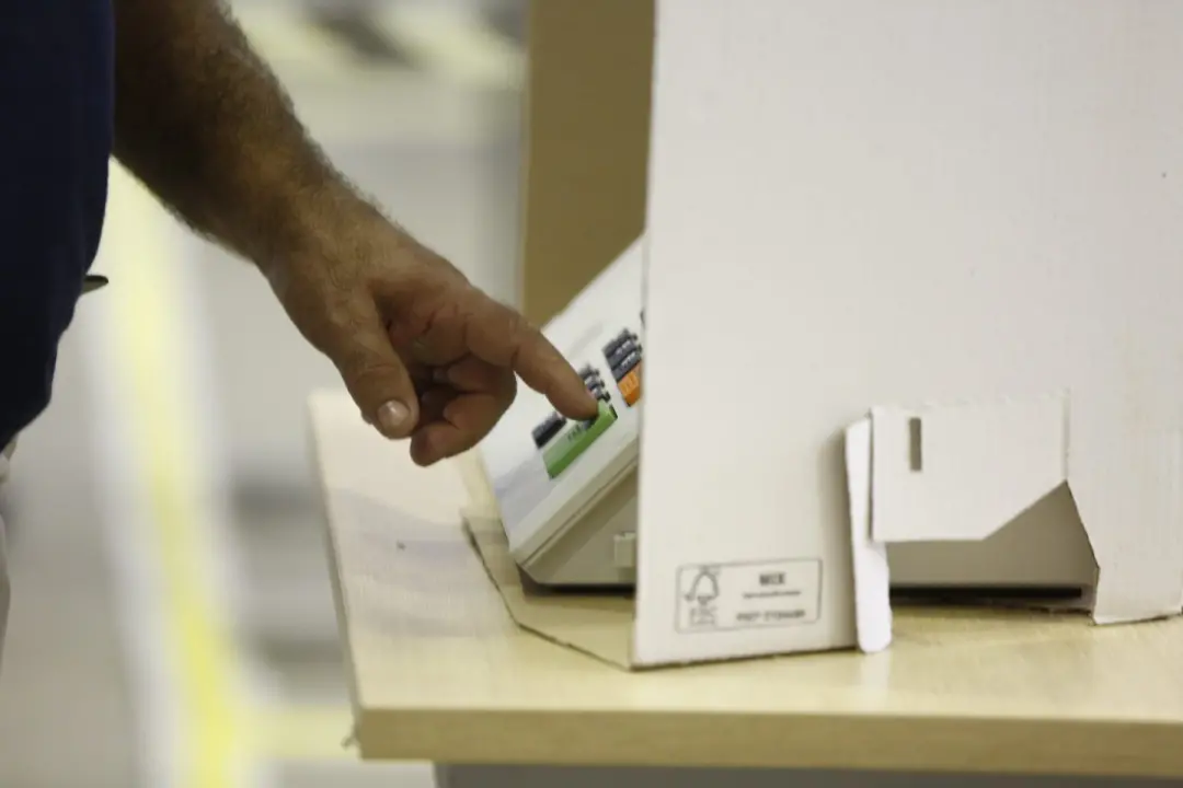 77 cadeiras disputadas na Assembleia Legislativa de Minas Gerais com as eleições de 2026 chegando. É um cenário complex…