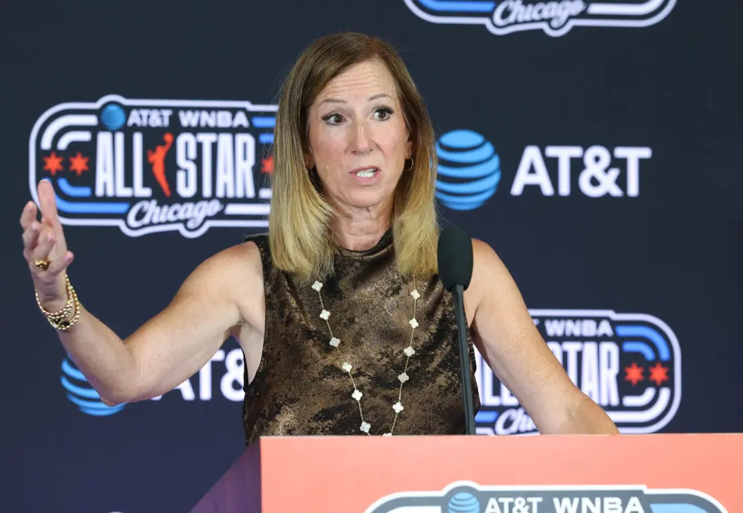 Christine Brennan apoiou Sophie Cunningham contra Aja Wilson, criticando a WNBA Commissioner Cathy Engelbert. Tem gente…