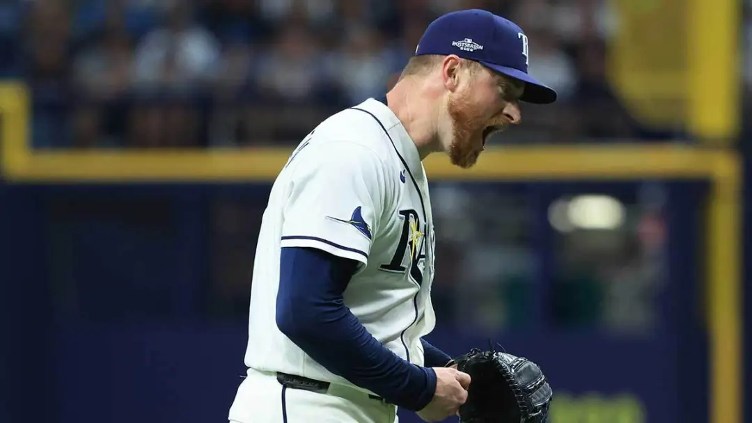 Drew Rasmussen jogou oito entradas e tirou dez rebatidas em um jogo do Rays contra Yankees, garantindo uma vitória por …
