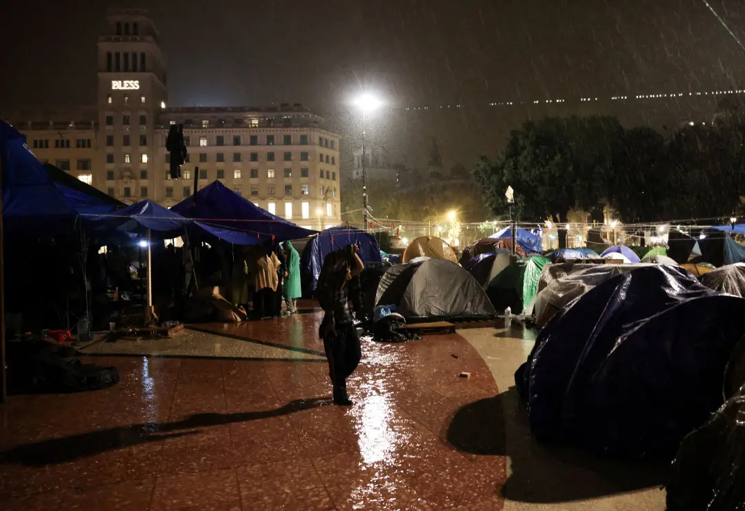 Alerta de temporal continua na Catalunha, com chuvas fortes em vários locais e a Generalitat pedindo calma. A situação …