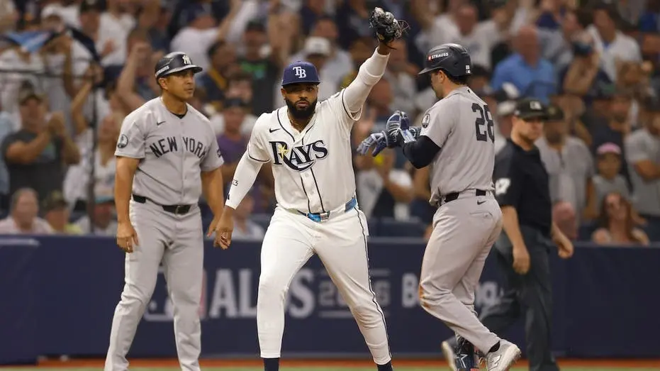 Yankees perderam o primeiro jogo da série ALDS contra os Rays por 1 a 0. Austin Wells teve o único rebatida dos Yankees…