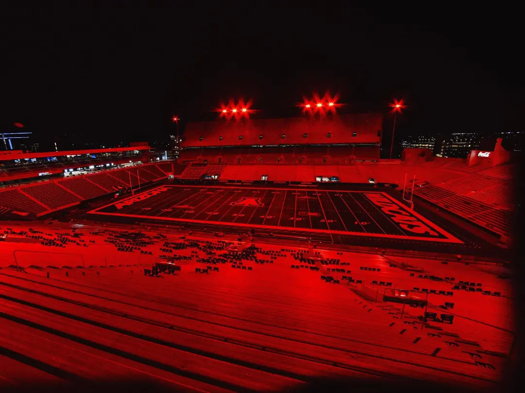 No dia 3 de outubro de 2026, Arizona Wildcats joga contra Cincinnati Bearcats às 20h MT no Casino Del Sol Stadium, em T…