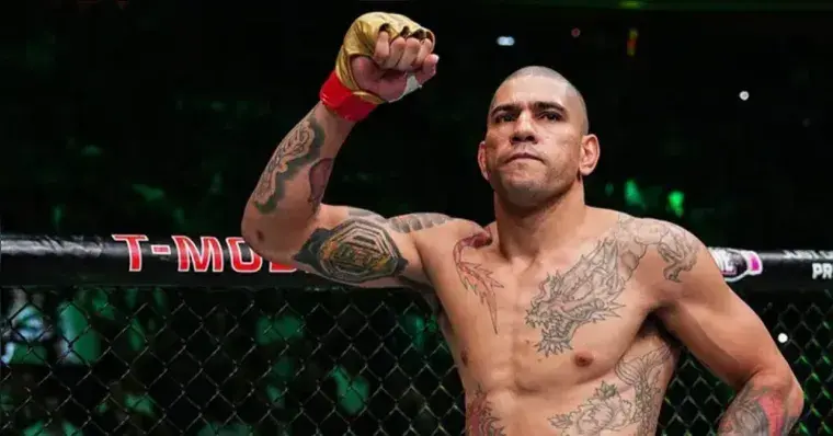 Alex Pereira enfrenta Sergei Pavlovich no UFC 335 em Las Vegas no dia 12 de dezembro. Essa luta é crucial pra Pereira v…