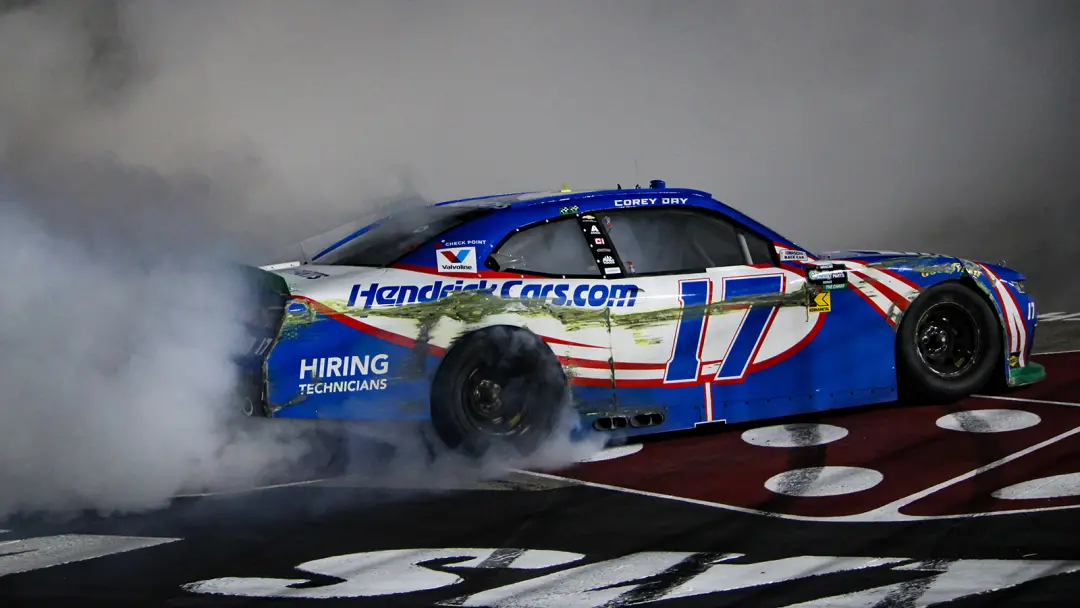 Las Vegas teve uma disputa acirrada na corrida Focused Health 302, onde Corey Day venceu o Carson Kvapil por apenas 0.2…