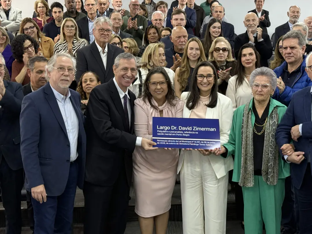 Câmara de Porto Alegre oficializa o Largo Dr David Zimerman em homenagem ao psiquiatra. Reconhecer a trajetória de quem…