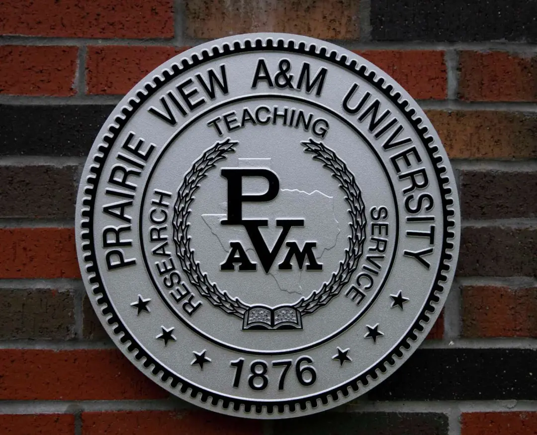 Prairie View A&M perdeu a liderança de 17 pontos para o Mississippi Valley State no jogo no Rice-Totten Stadium. É irôn…