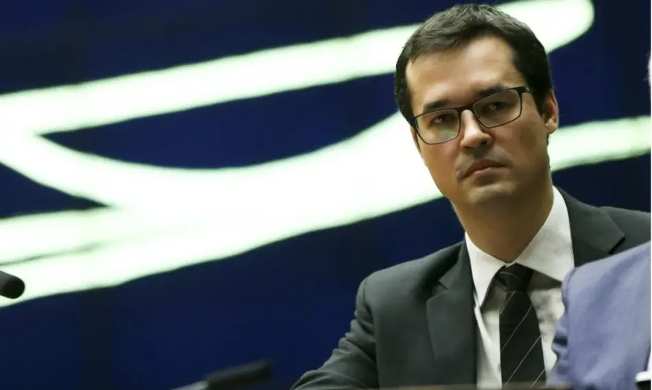 Deltan Dallagnol teve registro de candidatura ao Senado negado pelo TSE, por manobra para evitar inelegibilidade. O min…