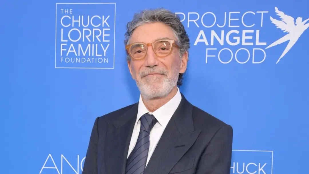 Nos Angeles, a Casa Branca pediu ajuda psiquiátrica para o produtor Chuck Lorre depois que ele fez piadas sobre Donald …