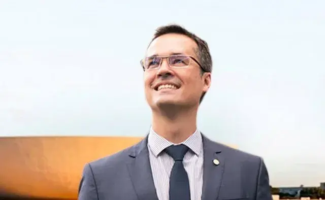 Deltan Dallagnol recorreu ao STF para barrar análise de anulação de votos no Senado pelo Paraná. Defesa argumenta que a…