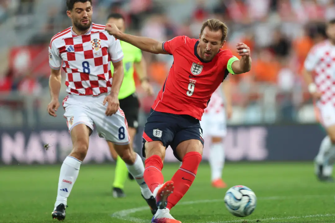 Inglaterra goleou a Croácia por 7 a 0 na Liga das Nações, e a Espanha manteve o aproveitamento ao vencer a Tchéquia por…