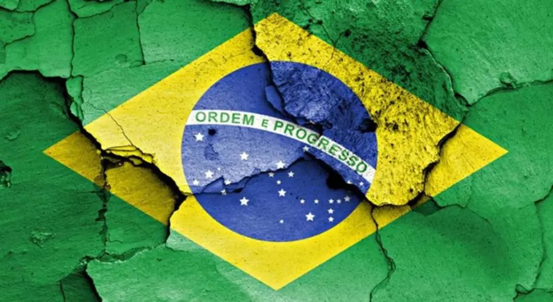 Adriano da Nóbrega teve homenagem solicitada por Flávio Bolsonaro, e familiares dele foram empregados no gabinete. O Mi…