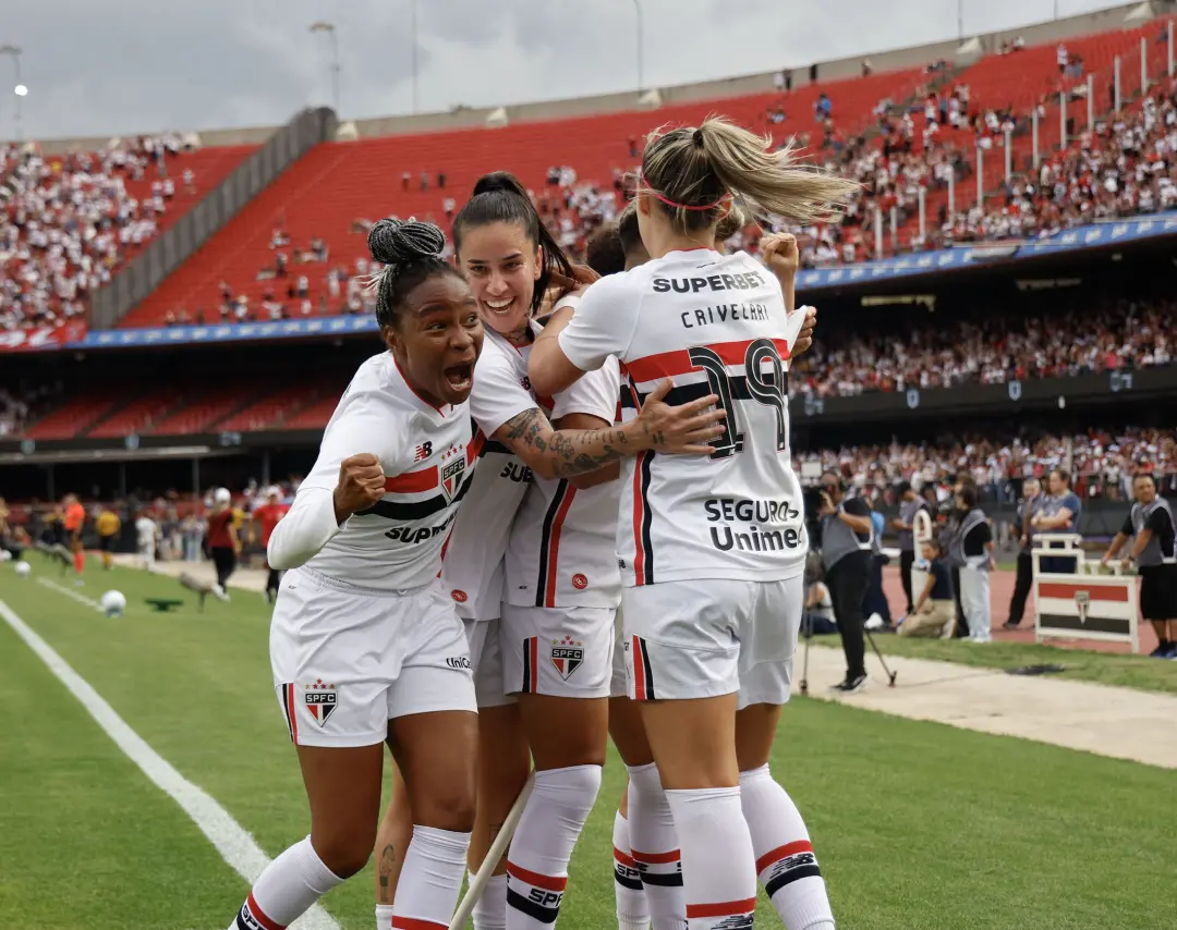 São Paulo foi campeã do Brasileirão feminino com recorde de público no Morumbi. Essa vitória encerrou a hegemonia do Co…