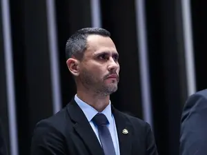 Em Minas, Cleitinho, do Republicanos, alcançou 54% contra 23% de Patrus, do PT, no Quaest. Esse desfecho mostra como a …