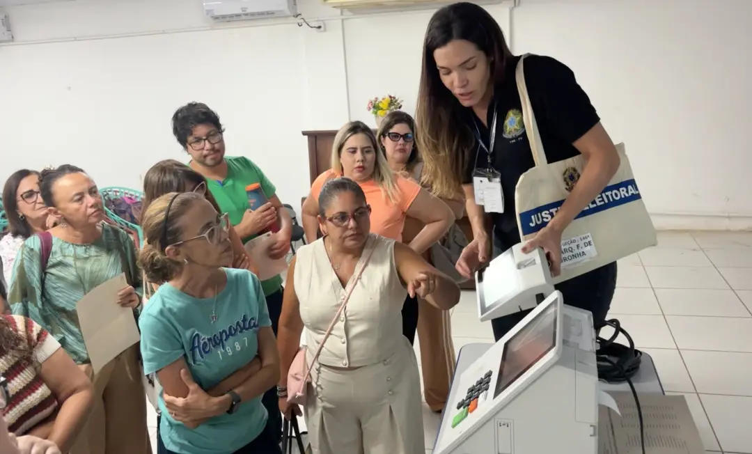 Fernando de Noronha, 64 mesários fizeram treinamento com o TRE para as eleições gerais. É importante que a preparação s…