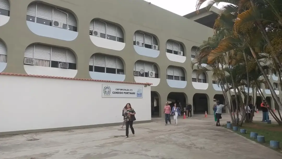 Nova Friburgo e Petrópolis terão cobertura especial no 1º turno das eleições 2026 neste domingo. Escolher presidente, g…