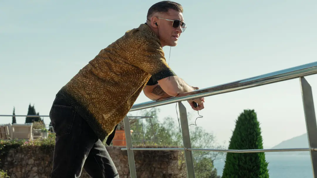 MobLand confirmou que a decisão de colocar Tom Hardy na temporada 3 foi a certa. Dizem que Guy Ritchie tem mostrado mui…