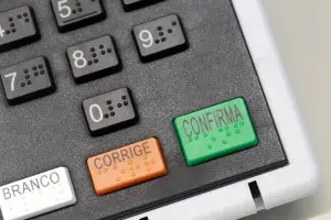 563.910 urnas aptas para as eleições de 2026, sendo que só há 516.785 seções no país. A reserva técnica é essencial par…